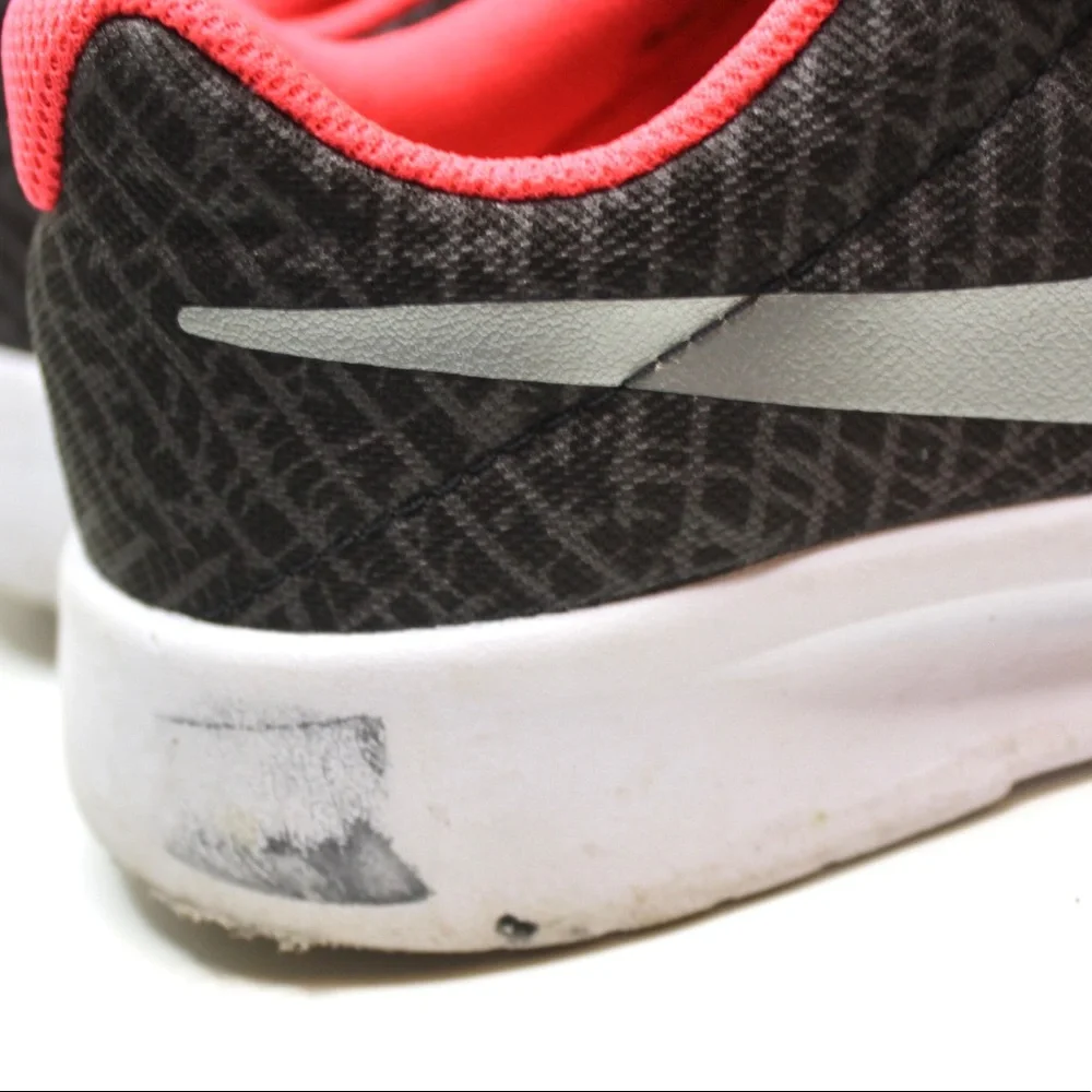 Nike | Pink/Grey Tanjun Print Athletic Running Sneakers